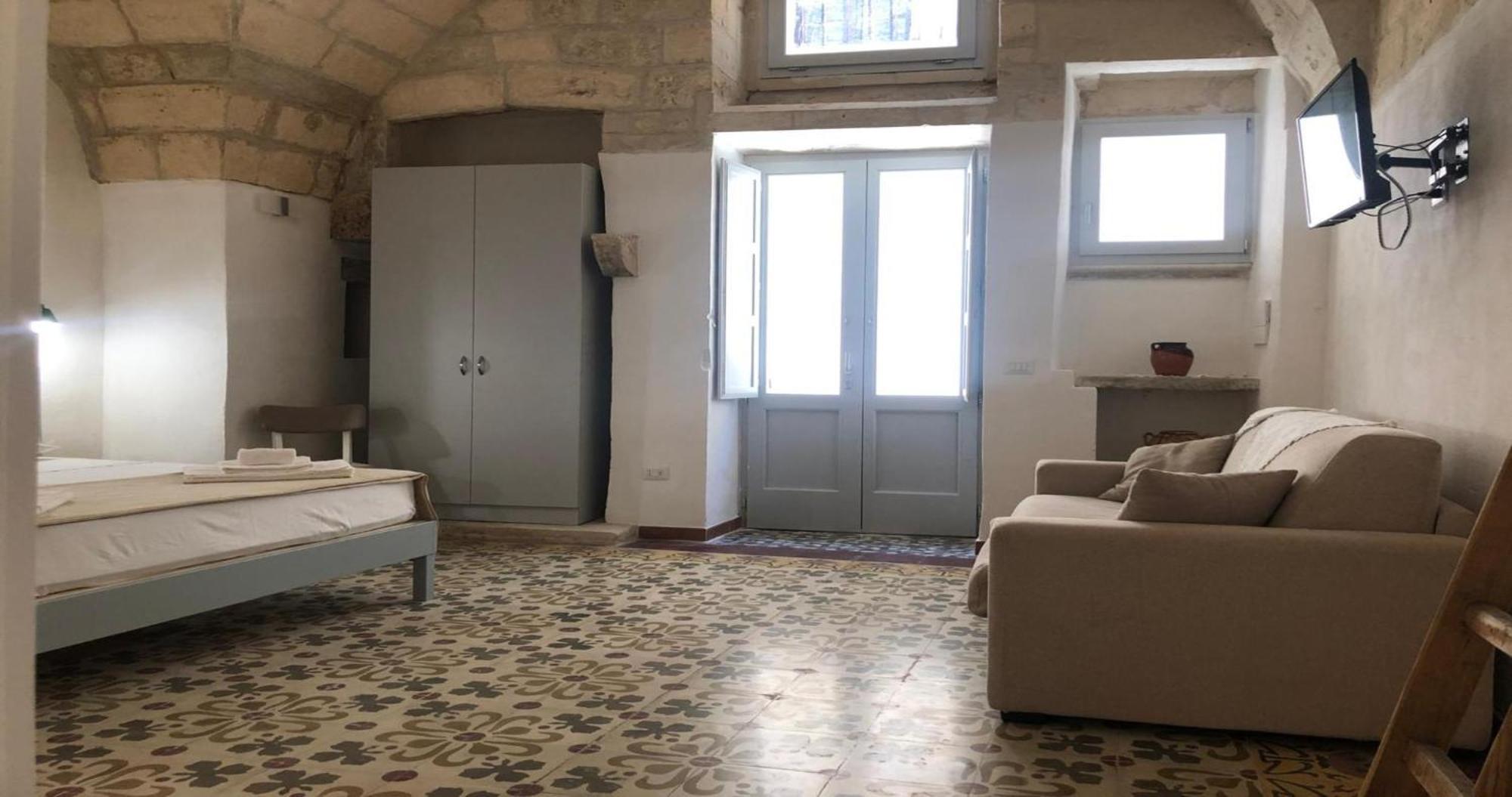 Odegos Monolocali Vico Sant'Antonio Villa Carpignano Salentino Dış mekan fotoğraf