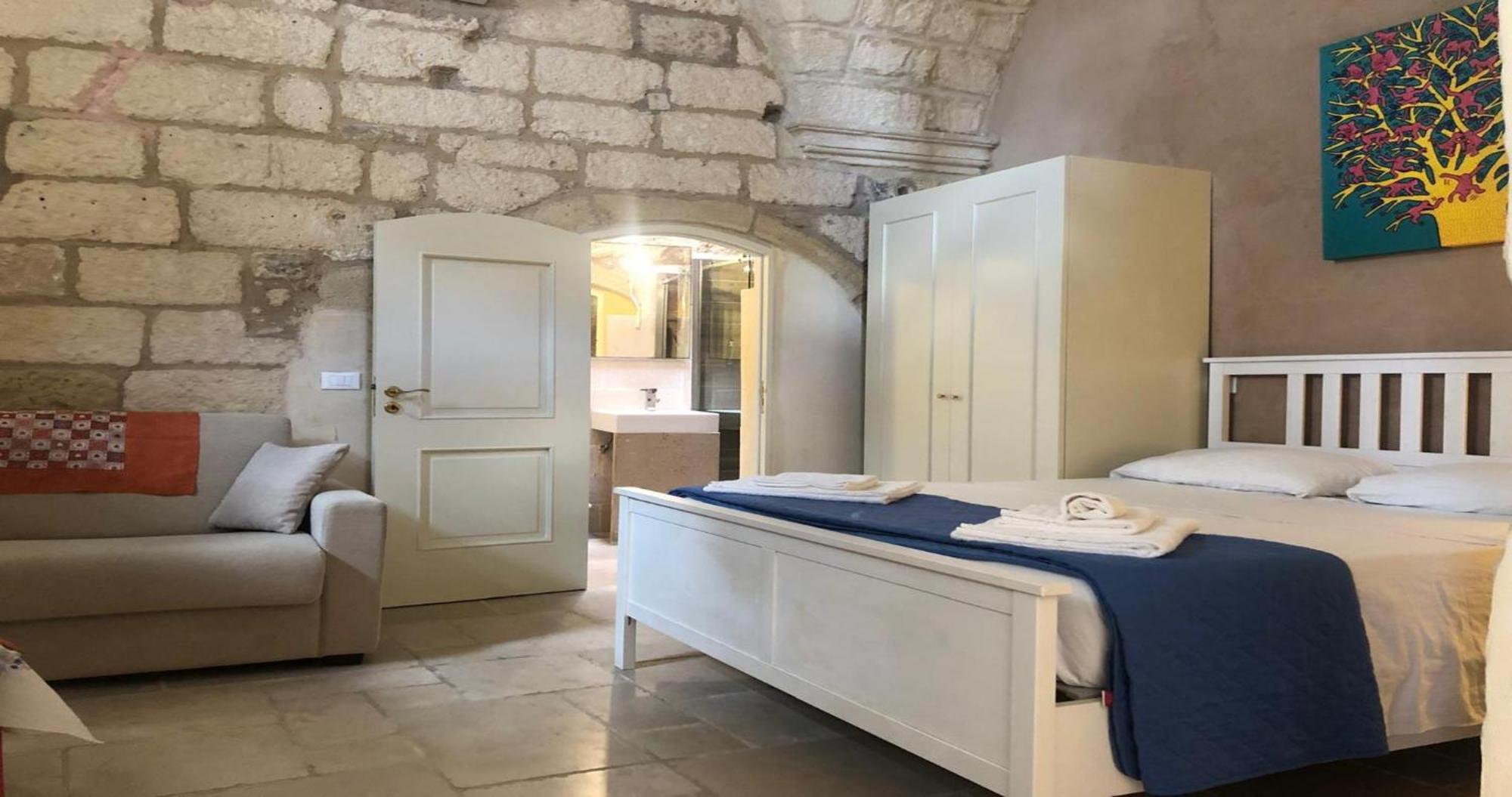 Odegos Monolocali Vico Sant'Antonio Villa Carpignano Salentino Dış mekan fotoğraf