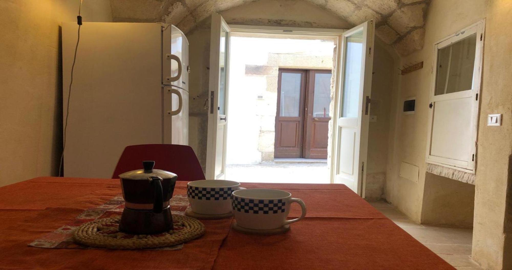 Odegos Monolocali Vico Sant'Antonio Villa Carpignano Salentino Dış mekan fotoğraf