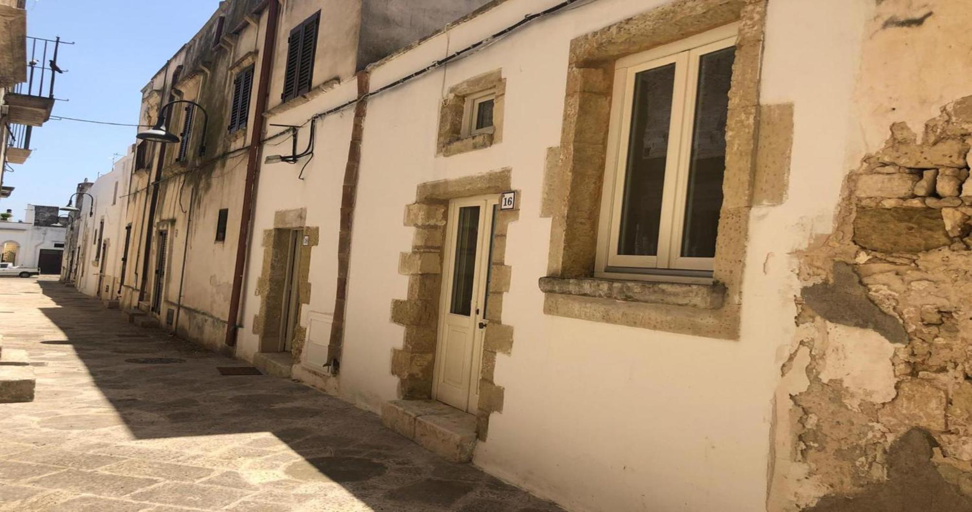 Odegos Monolocali Vico Sant'Antonio Villa Carpignano Salentino Dış mekan fotoğraf