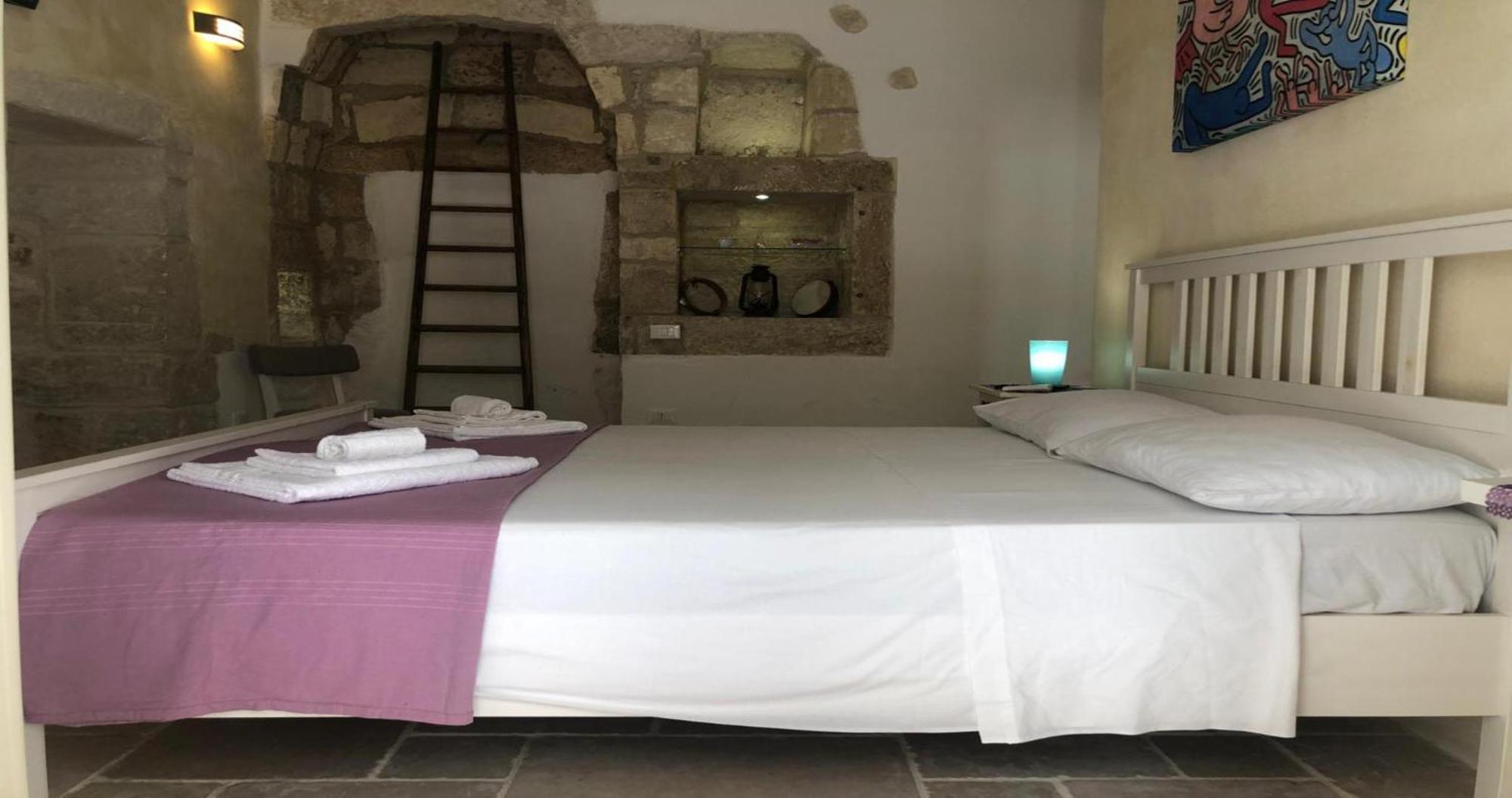 Odegos Monolocali Vico Sant'Antonio Villa Carpignano Salentino Dış mekan fotoğraf