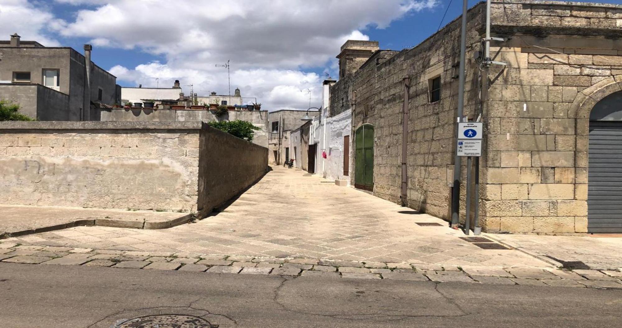 Odegos Monolocali Vico Sant'Antonio Villa Carpignano Salentino Dış mekan fotoğraf