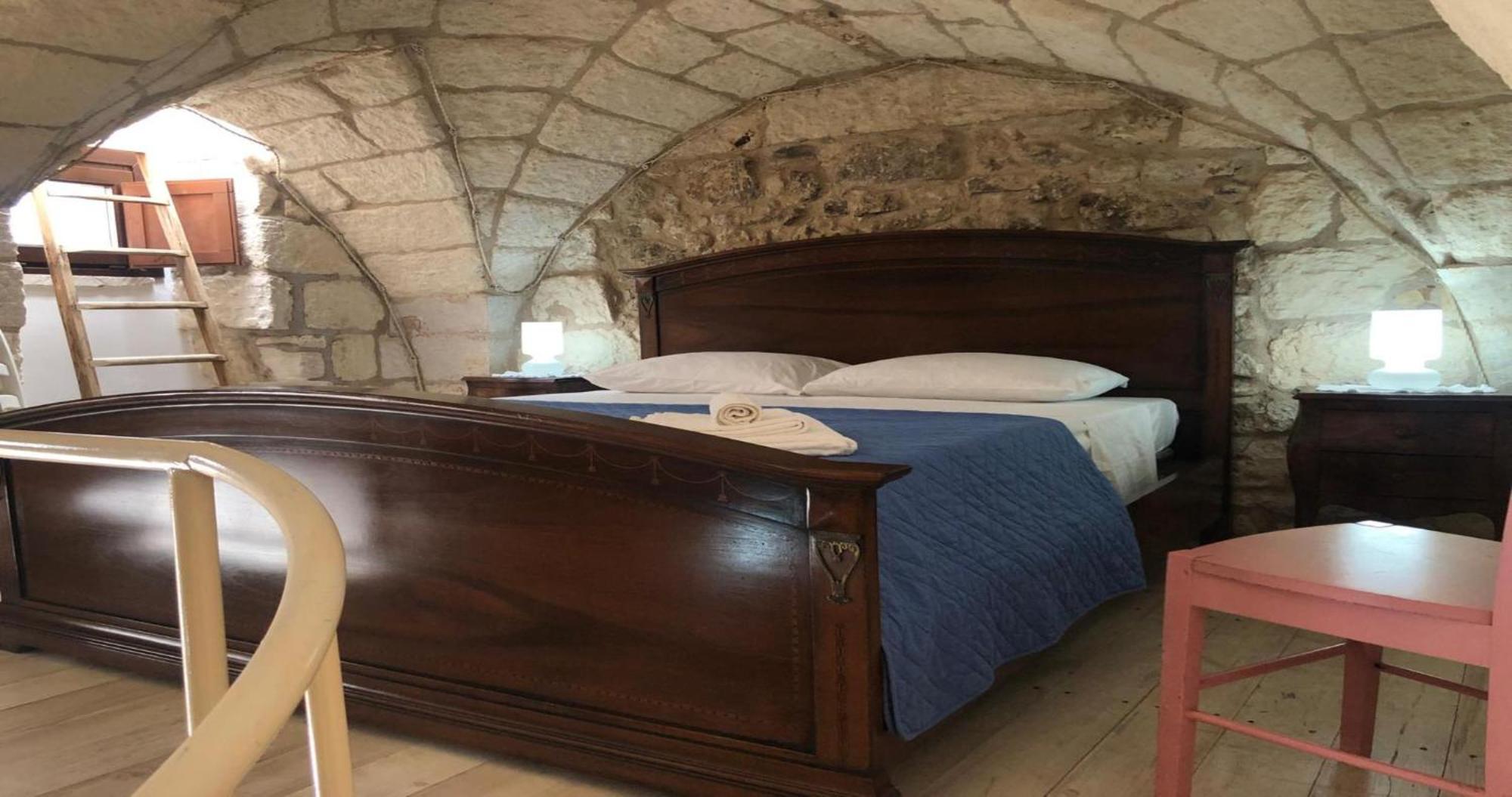 Odegos Monolocali Vico Sant'Antonio Villa Carpignano Salentino Dış mekan fotoğraf