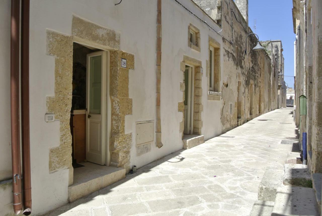 Odegos Monolocali Vico Sant'Antonio Villa Carpignano Salentino Dış mekan fotoğraf